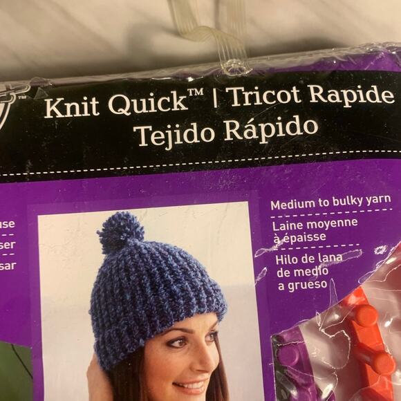 Loops & Threads Chunky Loom Set 3 Piece Knitting Loom, Easy-To-Use - Picture 3 of 4